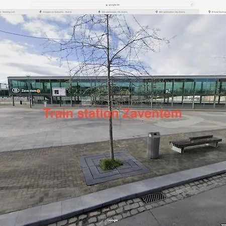 Skyway Airport Apartment