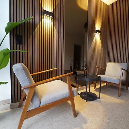 Apartment Skyway Airport *